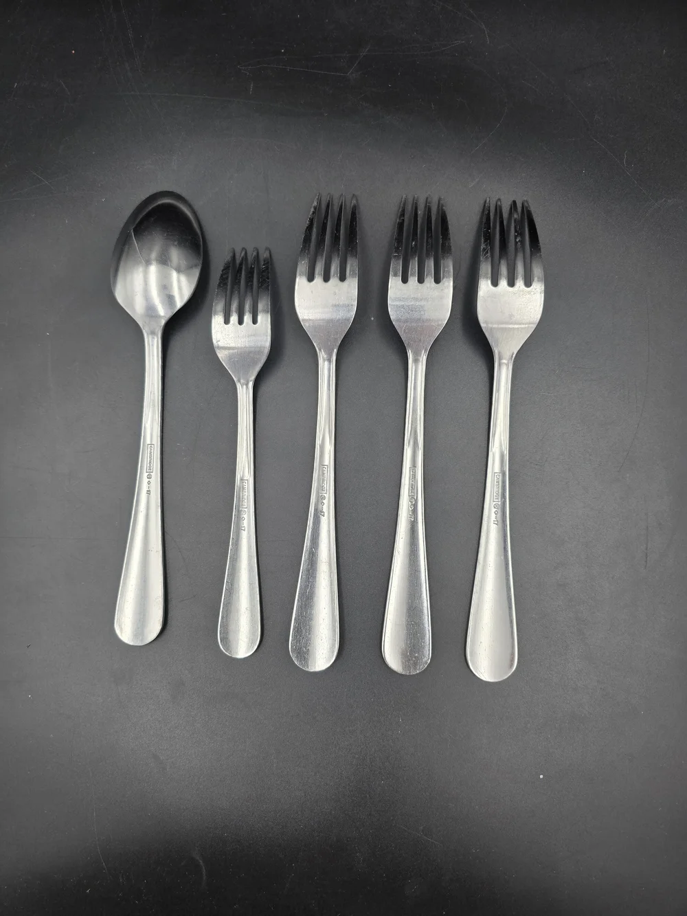 Chevron Pattern Stainless Steel Flatware Set - Silver